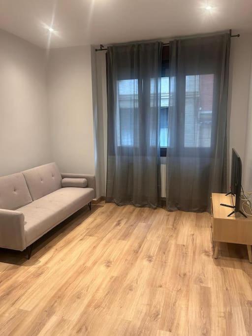 בילבאו Coqueto Apartamento Cerca Del Casco Viejo Con Garaje Gratis מראה חיצוני תמונה